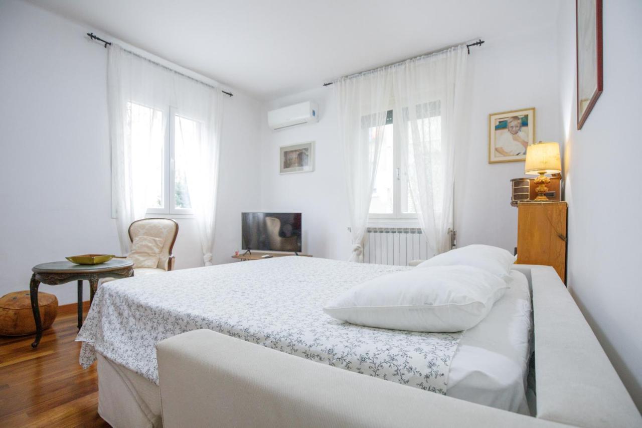 Gozzi House - Comoda Casa - Free Parking - Easy To Venice! Mestre Luaran gambar